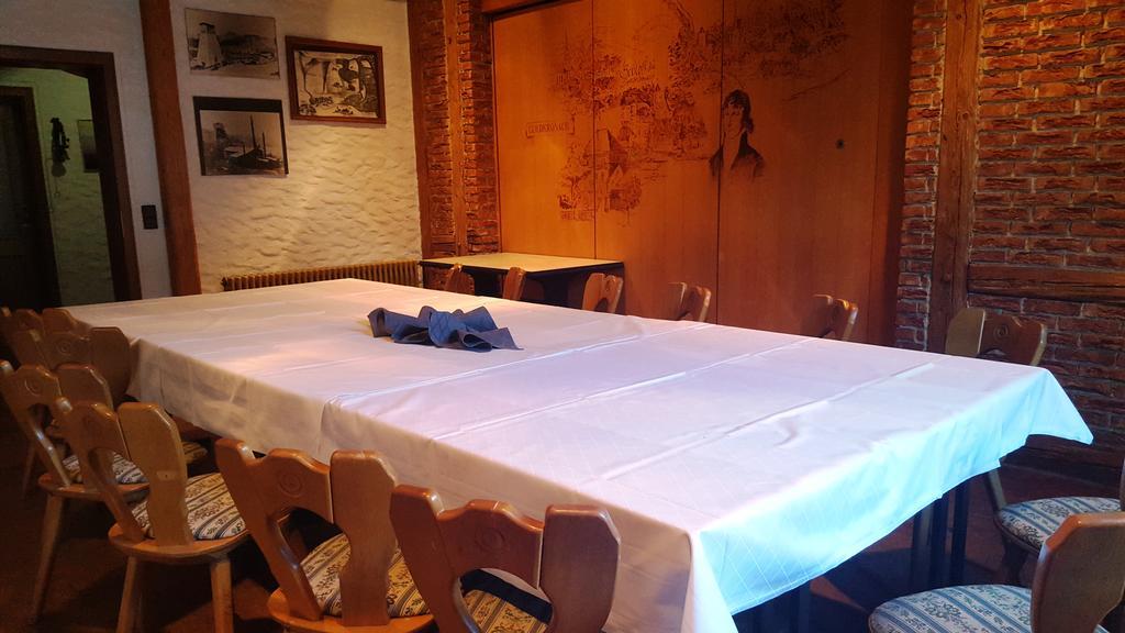 拜罗伊特迈斯特bar酒店 Goldkronach 外观 照片